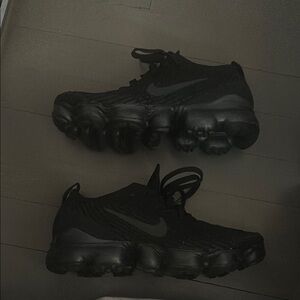 Nike Air VaporMax Women’s Black Shoes — 6.5